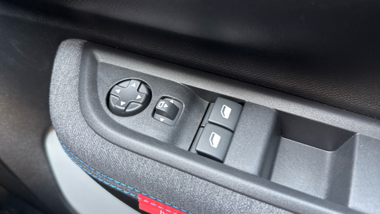 Citroen C3 83kW Plus 44kWh 5dr Auto Electric Hatchback